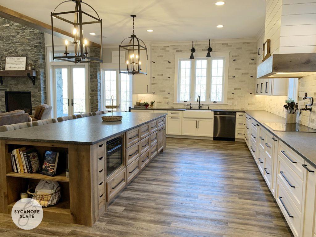 farmhouse kitchen